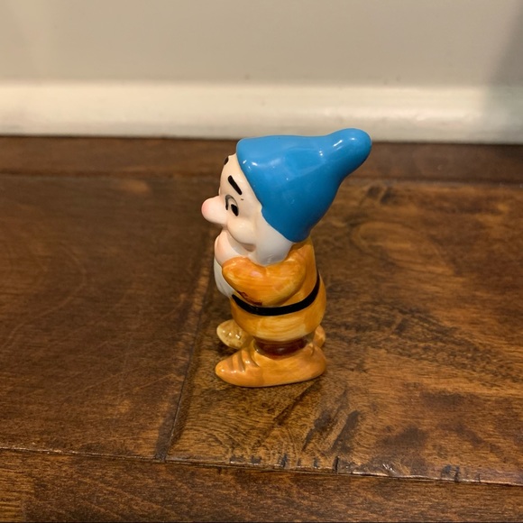 Walt Disney Productions Vintage BASHFUL Snow White’s Seven Dwarfs Ceramic Japan - Picture 3 of 5